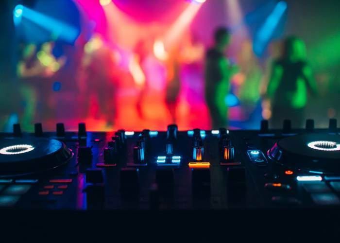 KT Bass Bar Music Series