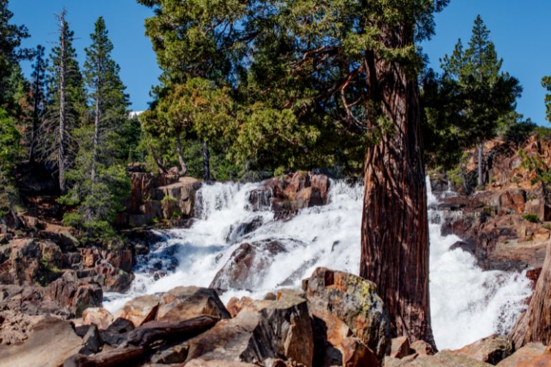 lake tahoe waterfalls