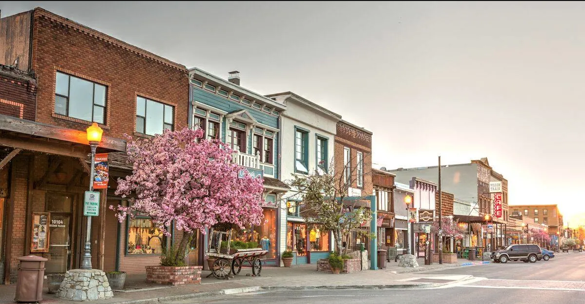 Historic Downtown Truckee- Tahoe Destination